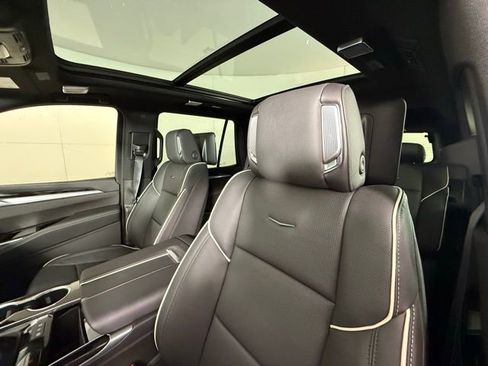 Certified 2025 Cadillac Escalade Sport w/ Touring Package image 12