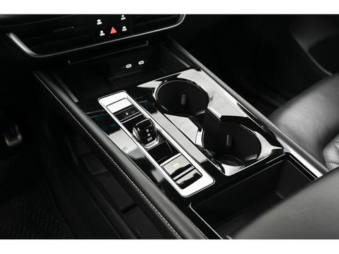 Used 2024 Volkswagen Atlas Cross Sport SEL Premium R-Line image 43