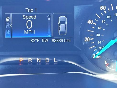 Used 2017 Ford Fusion SE w/ Equipment Group 201A FWD image 22