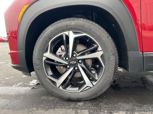 Used 2021 Chevrolet TrailBlazer RS w/ Convenience Package image 11