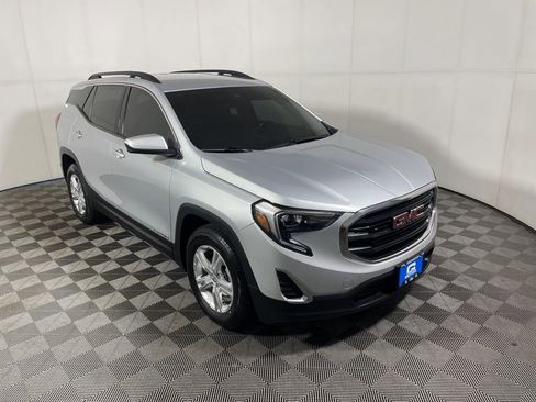 Used 2020 GMC Terrain SLE w/ Driver Convenience Package FWD image 1