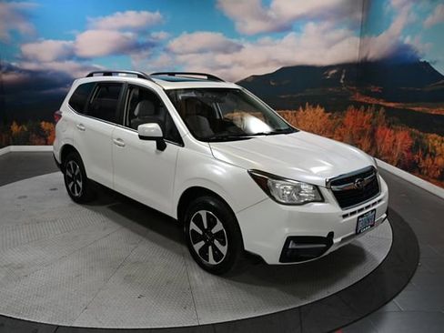 Used 2018 Subaru Forester 2.5i Premium image 1