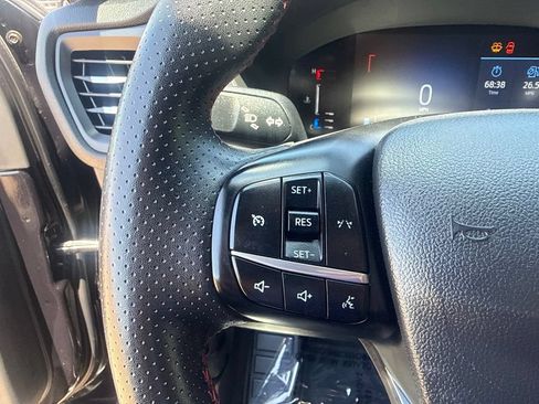 Used 2024 Ford Escape ST-Line FWD image 17