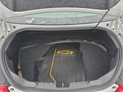 Used 2015 Chevrolet Camaro LT w/ 1LT Preferred Package RWD image 6