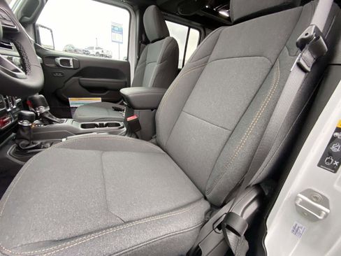 New 2026 Jeep Wrangler Unlimited Sport image 8