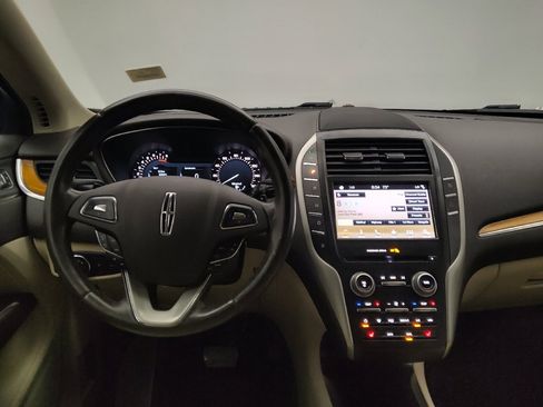 Used 2017 Lincoln MKC Select w/ Select Plus Package AWD/4WD image 22