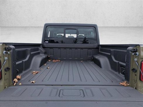 New 2025 Jeep Gladiator Sport image 24