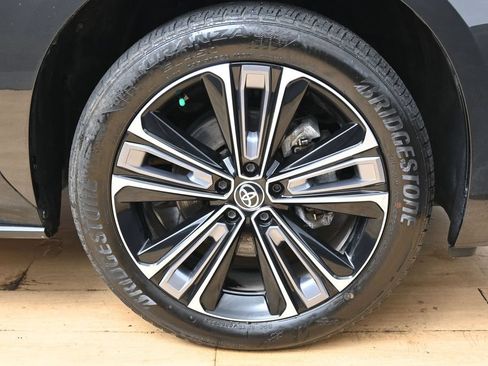 Used 2023 Toyota bZ4X AWD w/ Weather Package image 15
