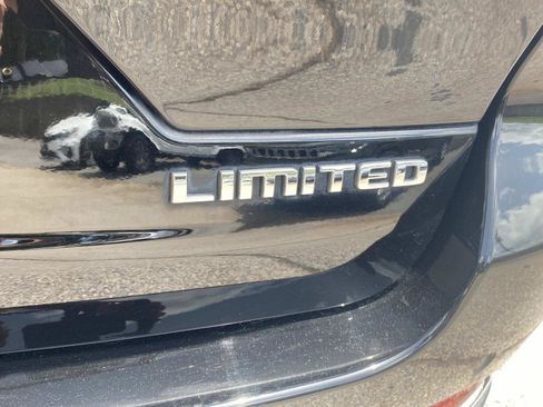 Used 2022 Jeep Grand Cherokee Limited AWD/4WD image 6