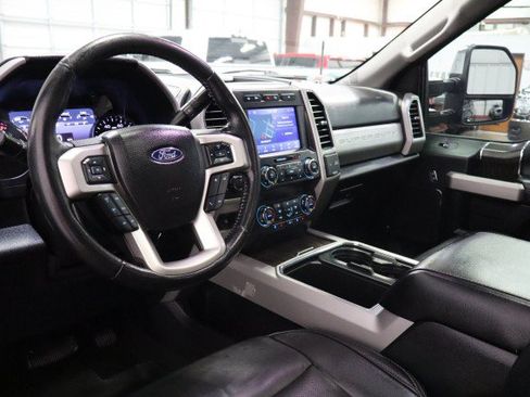 Used 2021 Ford F250 Lariat w/ Lariat Ultimate Package AWD/4WD image 40