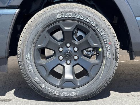 New 2026 RAM 1500 4x4 Crew Cab image 25