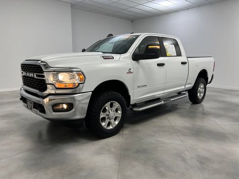 Used 2024 RAM 2500 Big Horn AWD/4WD image 4