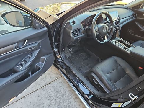 Used 2018 Honda Accord EX-L image 10