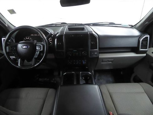 Used 2017 Ford F150 XLT w/ Equipment Group 302A Luxury image 7