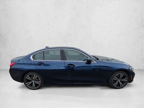 Used 2019 BMW 330i xDrive Sedan w/ Premium Package image 4