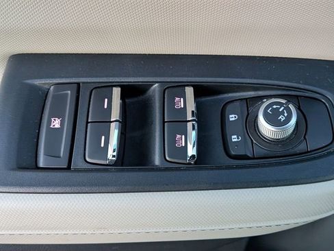 Used 2025 Subaru Forester Limited image 11