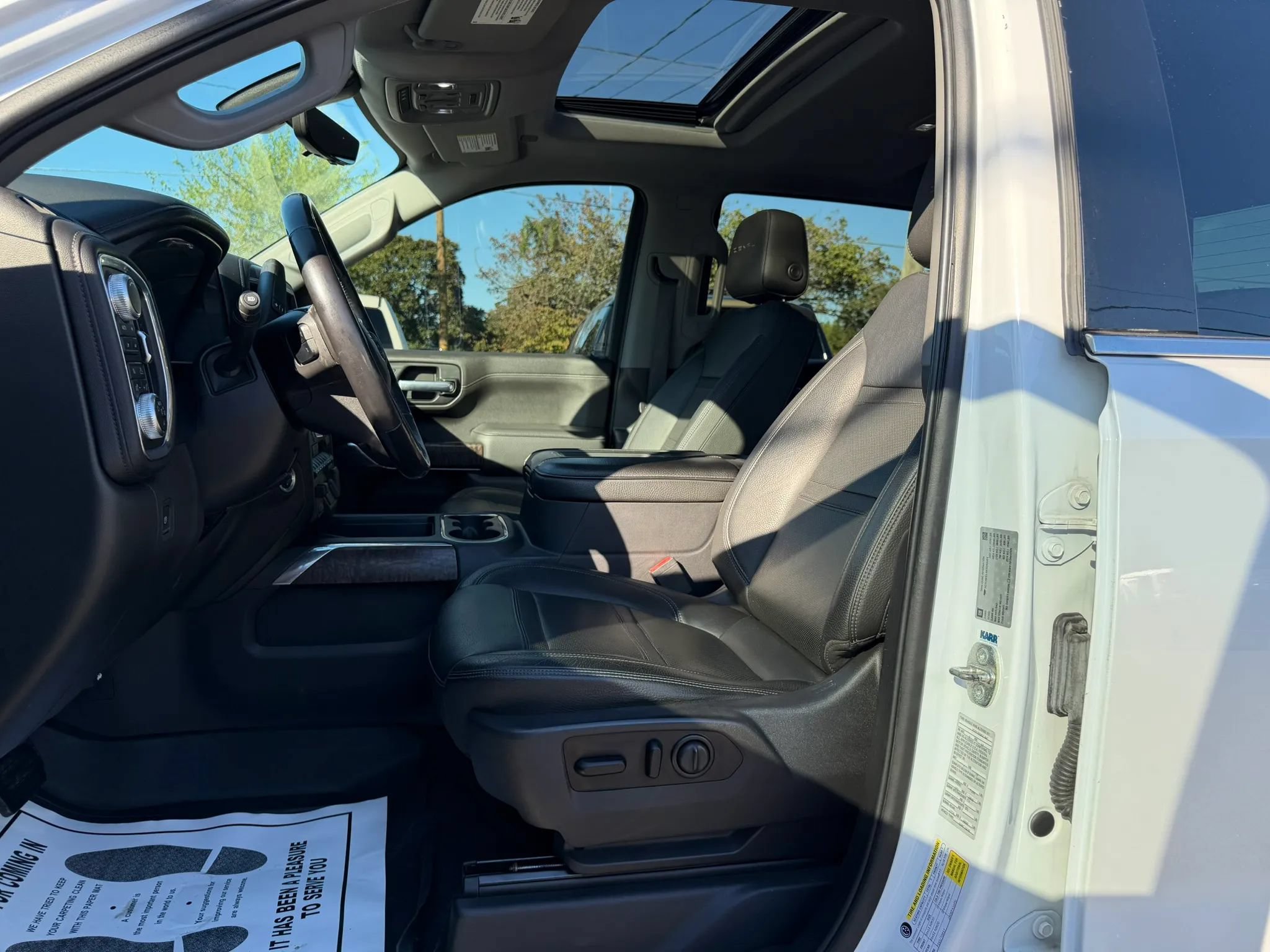 Used 2019 GMC Sierra 1500 Denali w/ Technology Package AWD/4WD image 10