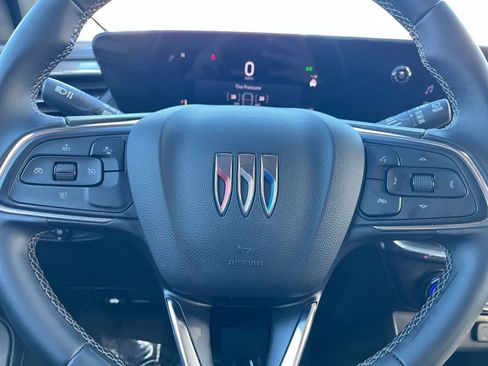 Used 2025 Buick Encore GX Preferred image 25
