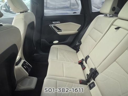 Used 2025 BMW X1 xDrive28i w/ Convenience Package AWD/4WD image 4
