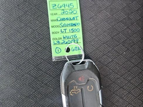 Used 2020 Chevrolet Silverado 1500 LT image 28