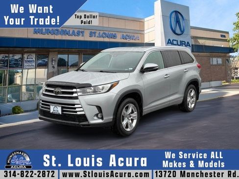 Used 2019 Toyota Highlander Limited image 1