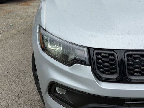 New 2026 Jeep Compass Latitude image 5