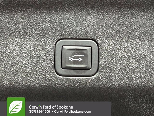 Used 2025 GMC Yukon Elevation AWD/4WD image 20