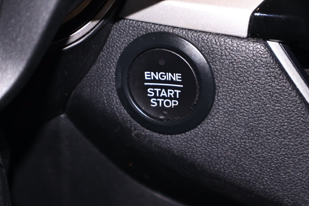 Certified 2020 Ford Escape SEL AWD/4WD image 27