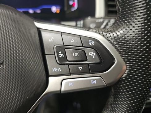 Used 2023 Volkswagen Atlas SEL Premium AWD/4WD image 19