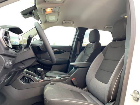 Used 2025 Chevrolet TrailBlazer LT image 24