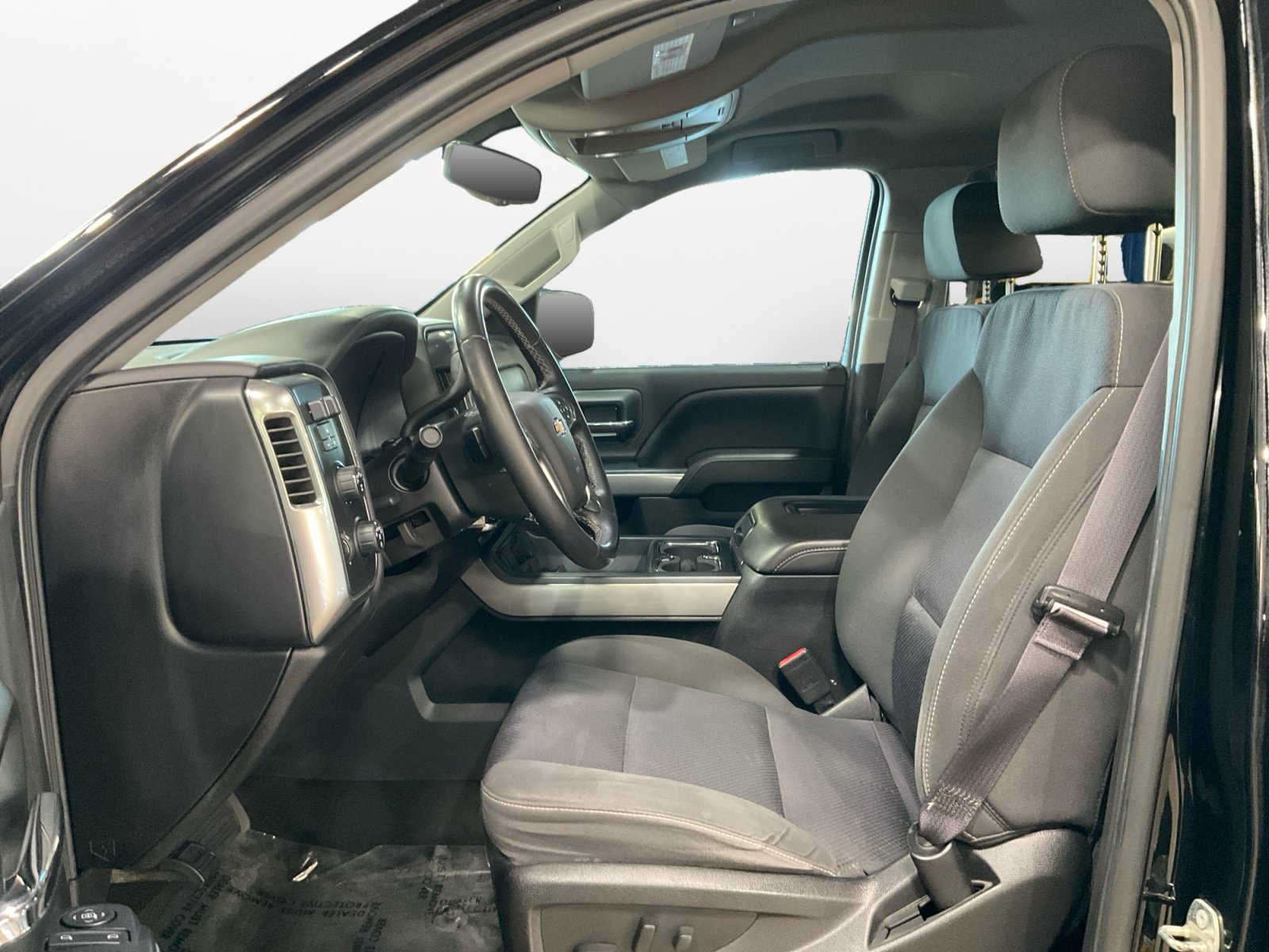 Used 2017 Chevrolet Silverado 1500 LT w/ All Star Edition AWD/4WD image 10