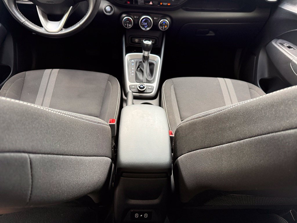 Certified 2026 Hyundai Venue SEL FWD image 30