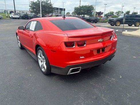 Used 2010 Chevrolet Camaro SS w/ LPO, Ground Effects Package RWD image 9