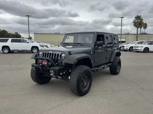 Used 2017 Jeep Wrangler Unlimited Sport w/ Quick Order Package 24S AWD/4WD image 5