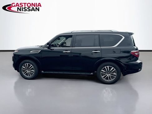 Used 2024 Nissan Armada SL w/ Captain's Chairs Package AWD/4WD image 3