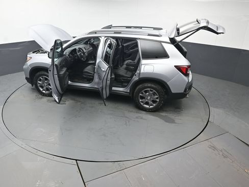 Certified 2024 Honda Passport TrailSport image 49