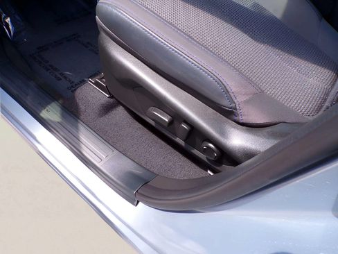 Certified 2025 Subaru Forester Premium AWD/4WD image 15