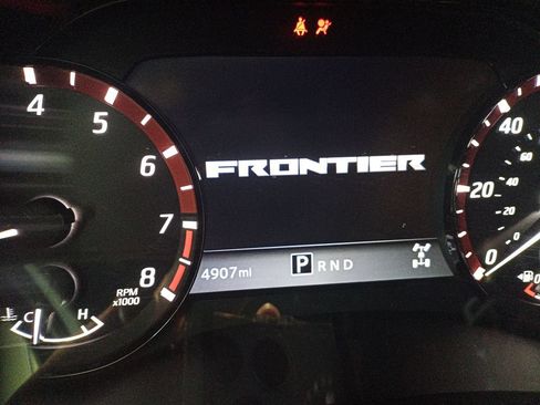 Used 2025 Nissan Frontier PRO-4X w/ Black Accent Package AWD/4WD image 20