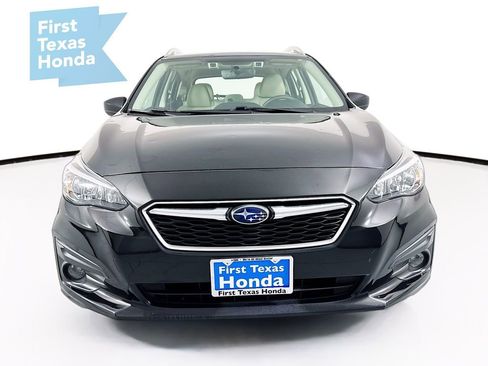 Used 2017 Subaru Impreza 2.0i Premium image 2