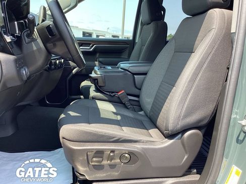 Used 2025 Chevrolet Silverado 1500 LT AWD/4WD image 9