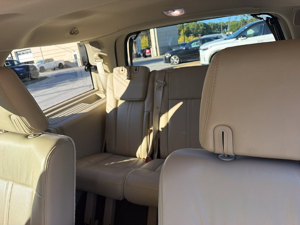 Used 2017 Lincoln Navigator Reserve AWD/4WD image 9