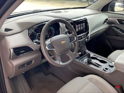Used 2018 Chevrolet Traverse LT image 13