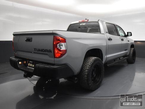 Used 2021 Toyota Tundra SR5 w/ SR5 Upgrade Package RWD image 46