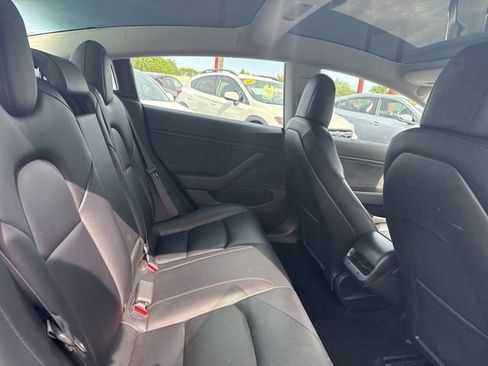 Used 2019 Tesla Model 3 Standard Range Plus RWD image 17