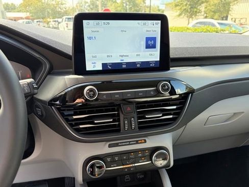 New 2026 Ford Escape Active image 11