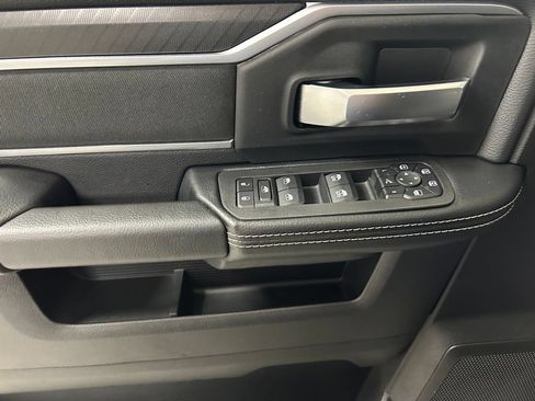 Used 2025 RAM 2500 Big Horn AWD/4WD image 16