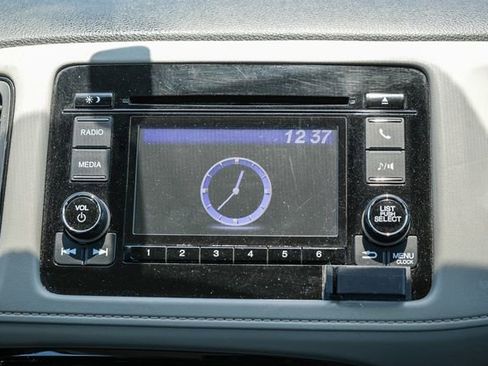 Used 2019 Honda HR-V LX image 16