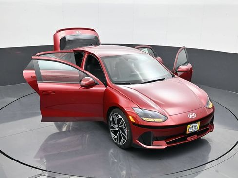 Used 2025 Hyundai Ioniq 6 SEL AWD/4WD image 30