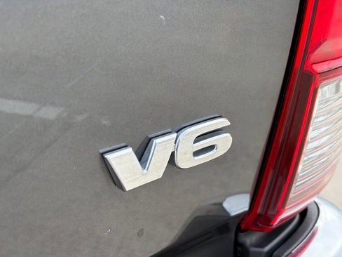 Used 2021 Toyota Tacoma SR5 image 13