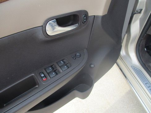 Used 2011 Chevrolet Malibu LT w/ Power Convenience Package FWD image 26